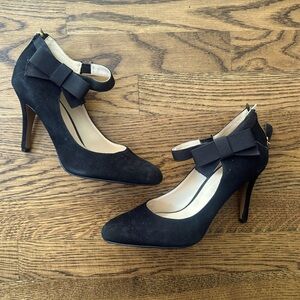 NINE WEST black bow heels size 6